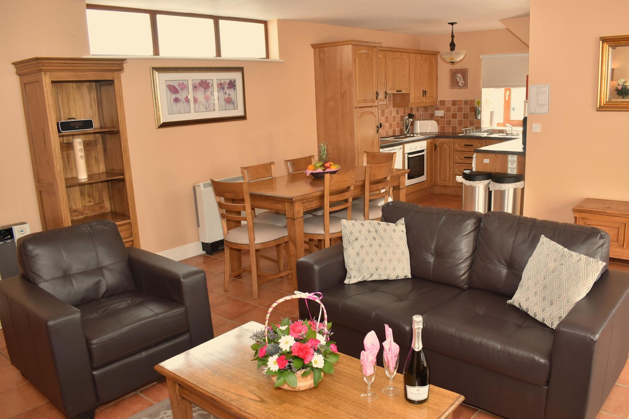 East Clare Golf Village Bodyke Extérieur photo